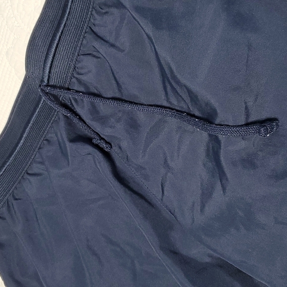 Nike Running Shorts - Picture 5 of 5